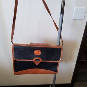 Letter or laptop bag with shoulder strap Vintage Dooney and Bourke